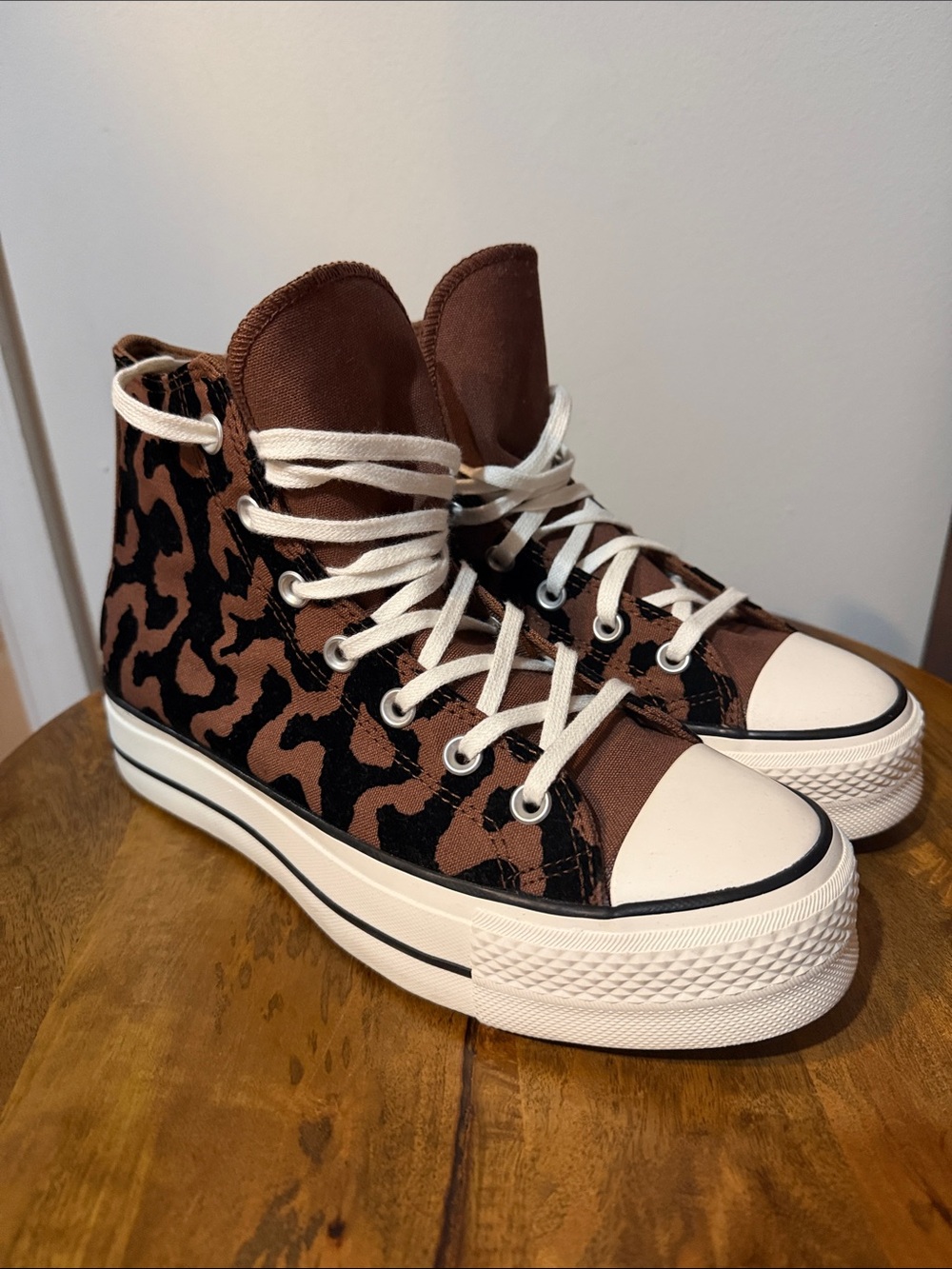 Women's Chuck Taylor All Star Lift Platform Sneakers in Leopard - Picture 1 of 6